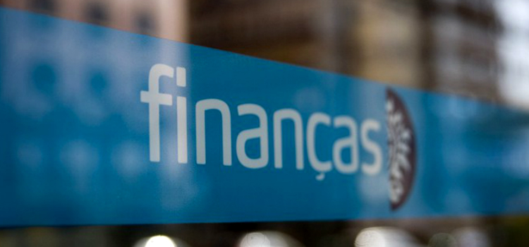 Em fevereiro entra em vigor a nova data para comunicar o SAFT