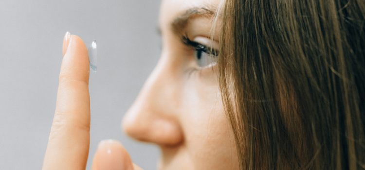 Como controlar a validade das lentes de contacto?